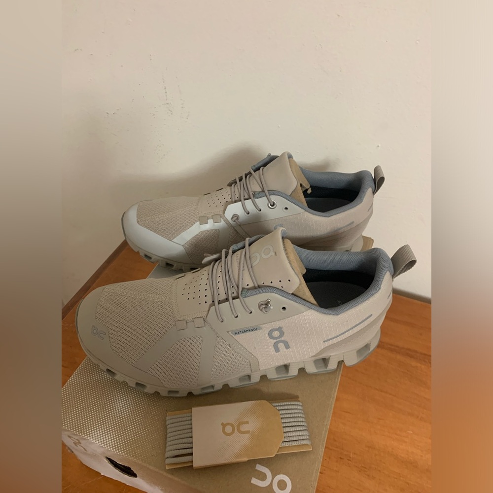 On Cloud Waterproof Desert Lunar 9.5